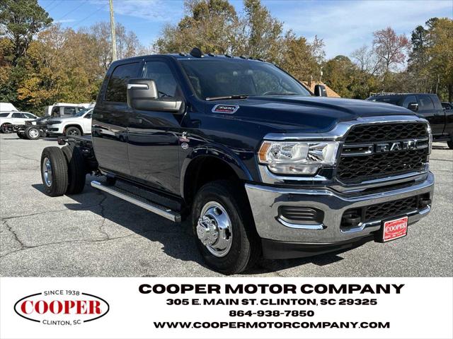 2024 RAM Ram 3500 Chassis Cab RAM 3500 TRADESMAN CREW CAB CHASSIS 4X4 60 CA