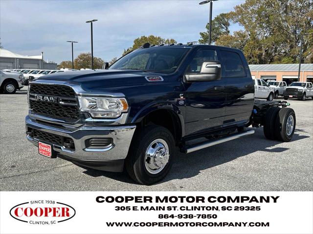2024 RAM Ram 3500 Chassis Cab RAM 3500 TRADESMAN CREW CAB CHASSIS 4X4 60 CA
