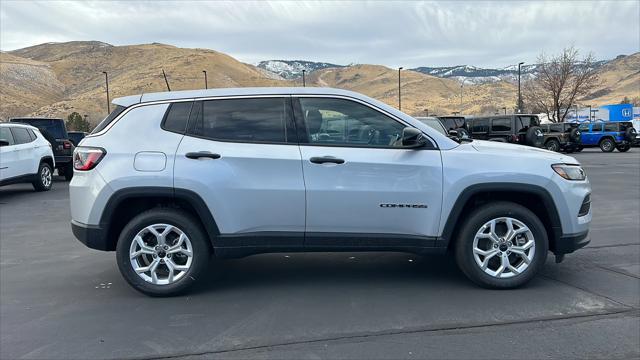 2025 Jeep Compass COMPASS SPORT 4X4