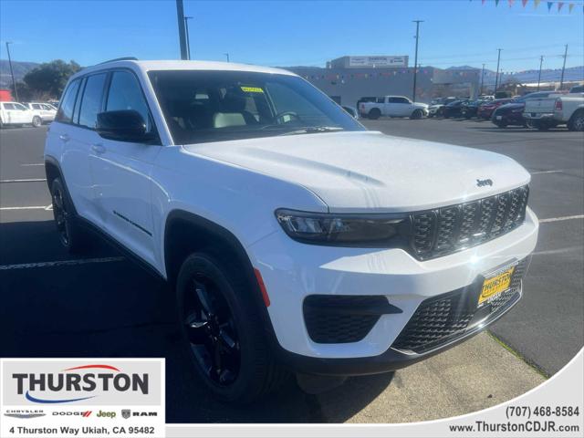 2025 Jeep Grand Cherokee GRAND CHEROKEE ALTITUDE 4X4