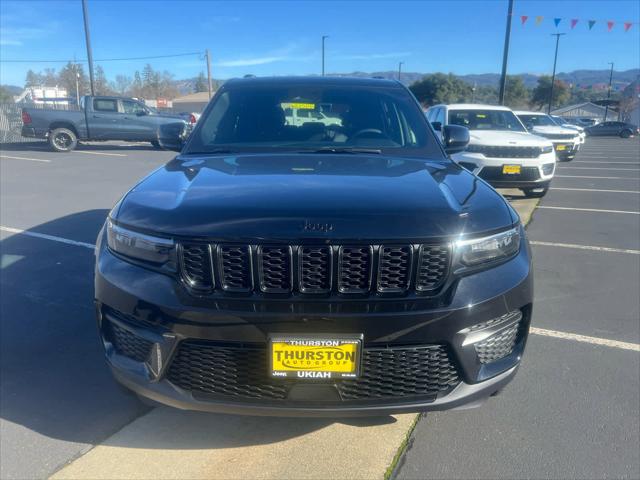 2025 Jeep Grand Cherokee GRAND CHEROKEE ALTITUDE 4X4