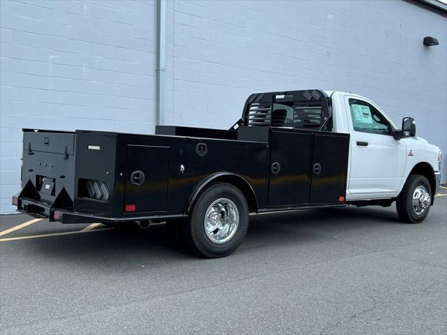 2024 RAM Ram 3500 Chassis Cab RAM 3500 TRADESMAN CHASSIS REGULAR CAB 4X4 84 CA