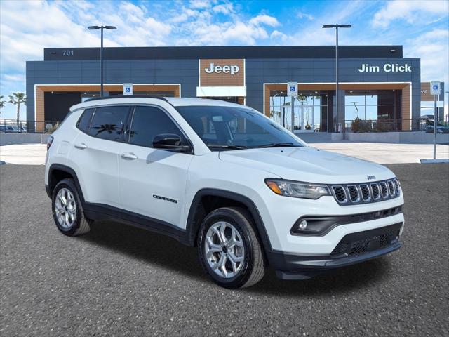 2025 Jeep Compass COMPASS LATITUDE 4X4