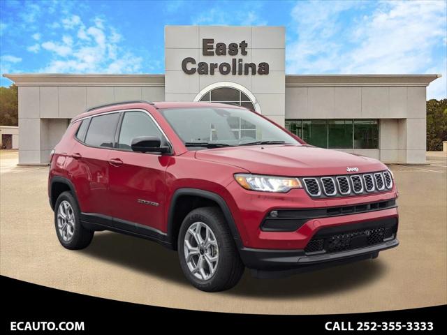 2025 Jeep Compass COMPASS LATITUDE 4X4