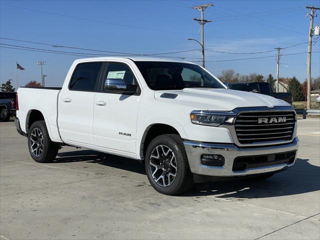 2025 RAM Ram 1500 RAM 1500 LARAMIE CREW CAB 4X4 57 BOX