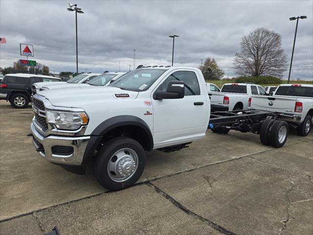 2024 RAM Ram 5500 Chassis Cab RAM 5500 TRADESMAN CHASSIS REGULAR CAB 4X2 120 CA