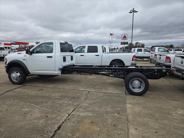 2024 RAM Ram 5500 Chassis Cab RAM 5500 TRADESMAN CHASSIS REGULAR CAB 4X2 120 CA