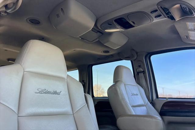 2005 Ford Excursion Limited