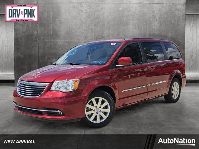 2016 Chrysler Town and Country Touring