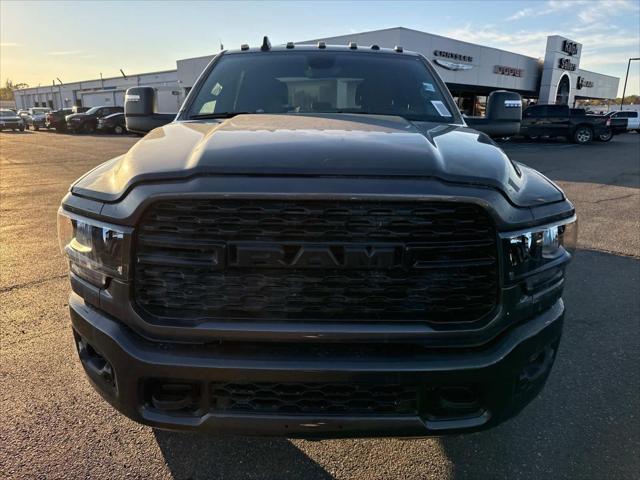 2024 RAM Ram 3500 RAM 3500 BIG HORN CREW CAB 4X4 8 BOX