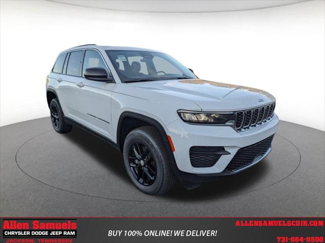 2025 Jeep Grand Cherokee GRAND CHEROKEE LAREDO X 4X4