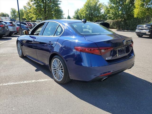 2017 Alfa Romeo Giulia Ti RWD 2017 Alfa Romeo Giulia Ti RWD
