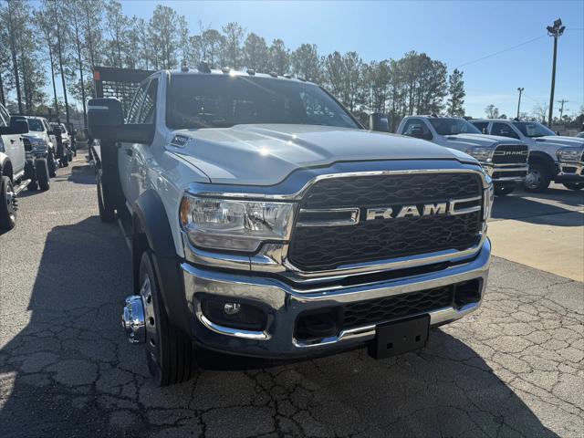 2024 RAM Ram 5500 Chassis Cab RAM 5500 TRADESMAN CHASSIS CREW CAB 4X4 84 CA