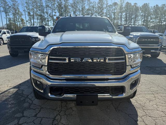 2024 RAM Ram 5500 Chassis Cab RAM 5500 TRADESMAN CHASSIS CREW CAB 4X4 84 CA
