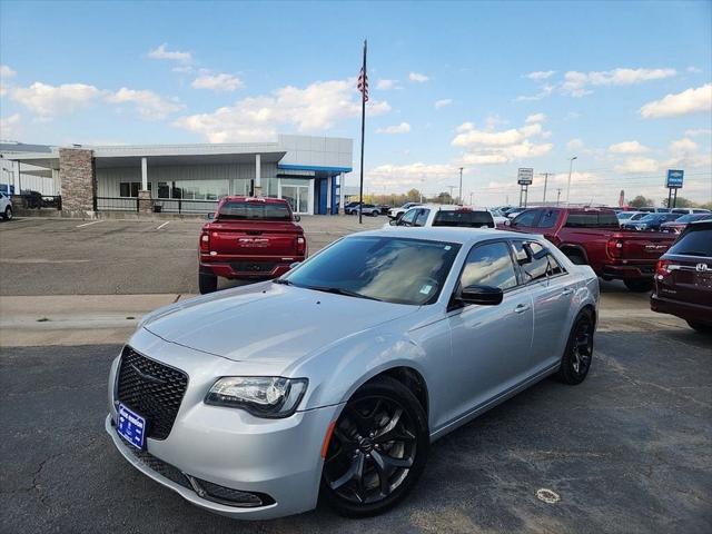 2021 Chrysler 300 Touring