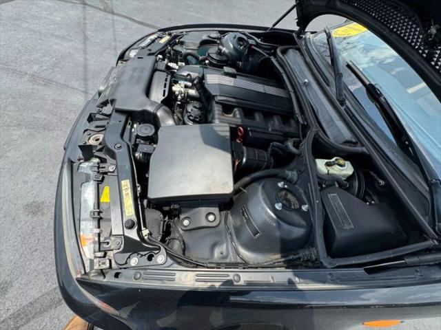 2004 BMW 325Ci 325Cic Convertible 2D