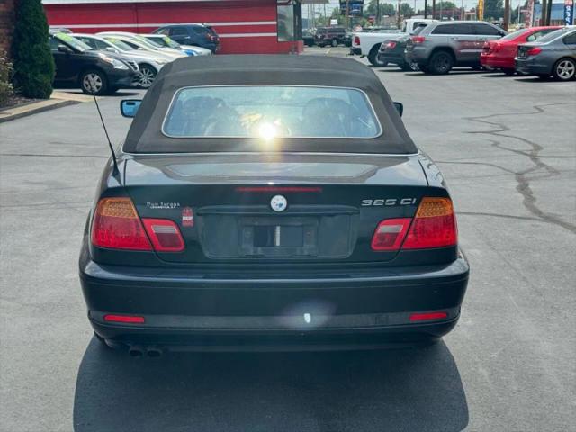 2004 BMW 325Ci 325Cic Convertible 2D