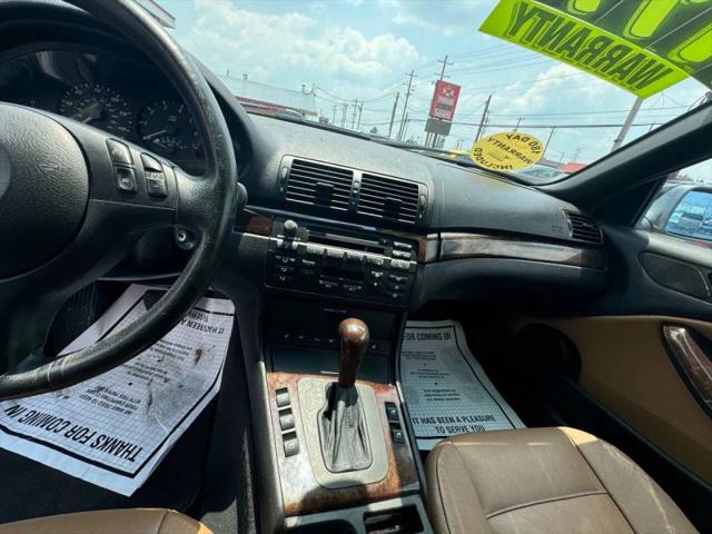 2004 BMW 325Ci 325Cic Convertible 2D