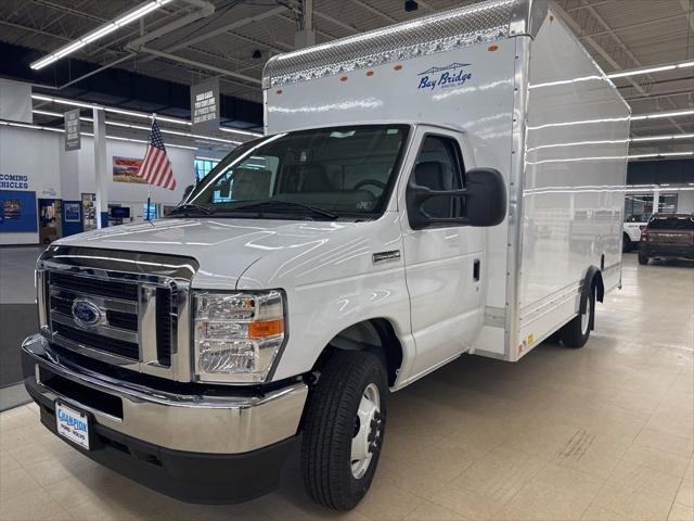 2025 Ford E-350 Cutaway Base