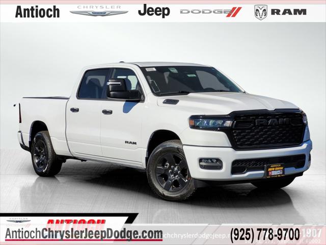 2025 RAM Ram 1500 RAM 1500 TRADESMAN CREW CAB 4X4 64 BOX