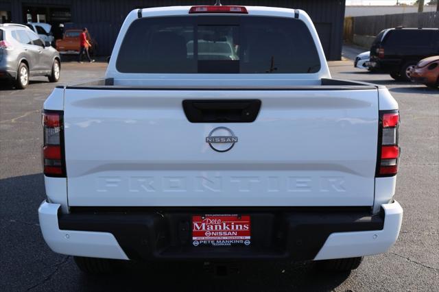 2025 Nissan Frontier Crew Cab SV 4x2