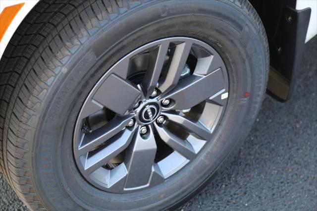 2025 Nissan Frontier Crew Cab SV 4x2