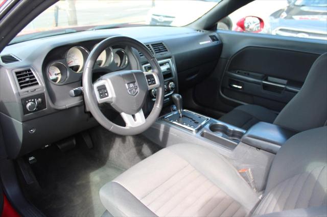 2013 Dodge Challenger SXT