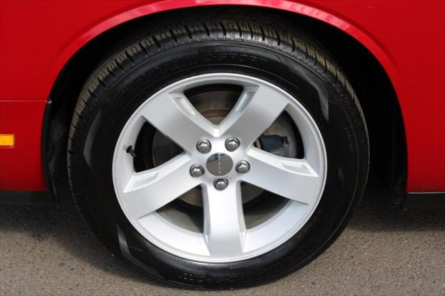 2013 Dodge Challenger SXT