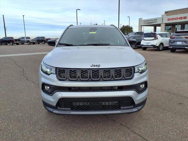 2025 Jeep Compass COMPASS LATITUDE 4X4