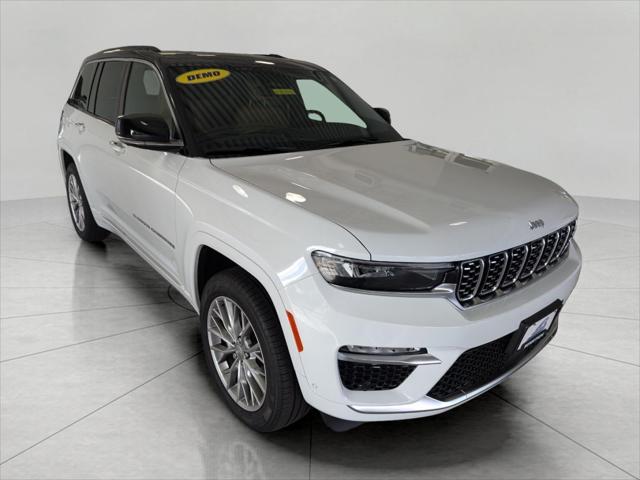 2025 Jeep Grand Cherokee GRAND CHEROKEE SUMMIT 4X4