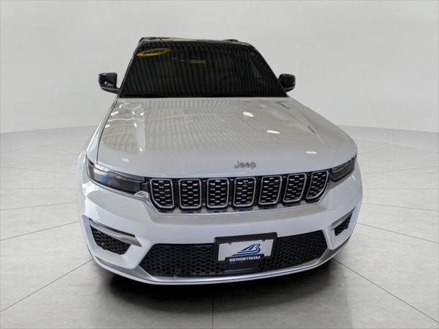 2025 Jeep Grand Cherokee GRAND CHEROKEE SUMMIT 4X4