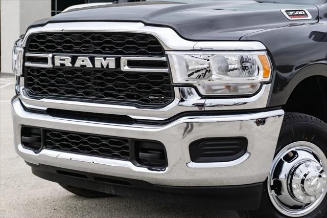 2024 RAM Ram 3500 RAM 3500 TRADESMAN CREW CAB 4X4 8 BOX