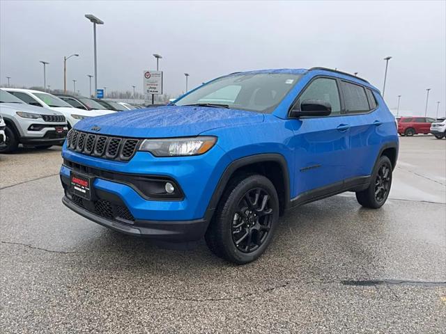 2025 Jeep Compass COMPASS LATITUDE 4X4