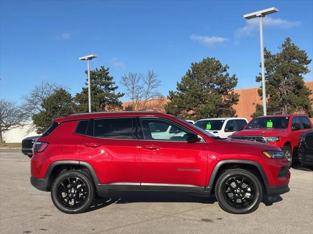 2025 Jeep Compass COMPASS LATITUDE 4X4