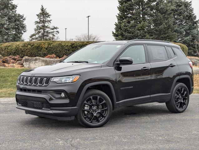 2025 Jeep Compass COMPASS LATITUDE 4X4