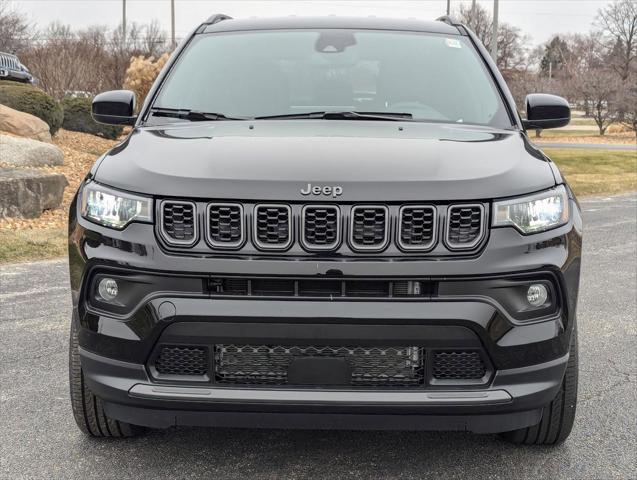 2025 Jeep Compass COMPASS LATITUDE 4X4