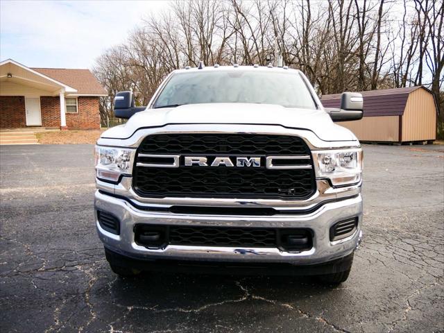 2024 RAM Ram 3500 RAM 3500 TRADESMAN CREW CAB 4X4 8 BOX