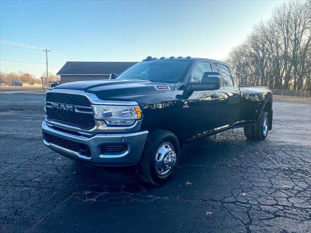 2024 RAM Ram 3500 RAM 3500 TRADESMAN CREW CAB 4X4 8 BOX