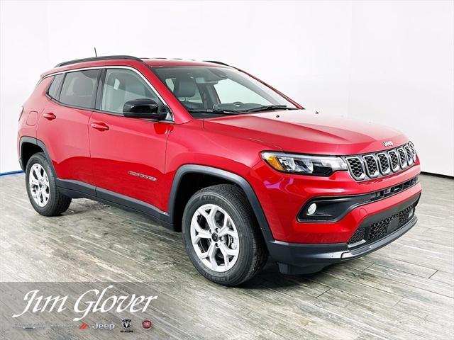 2025 Jeep Compass COMPASS LATITUDE 4X4