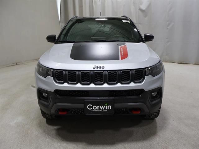 2025 Jeep Compass COMPASS TRAILHAWK 4X4