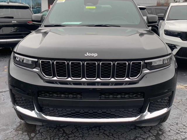 2025 Jeep Grand Cherokee GRAND CHEROKEE L LAREDO X 4X4