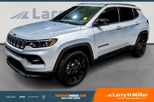 2025 Jeep Compass COMPASS LATITUDE 4X4