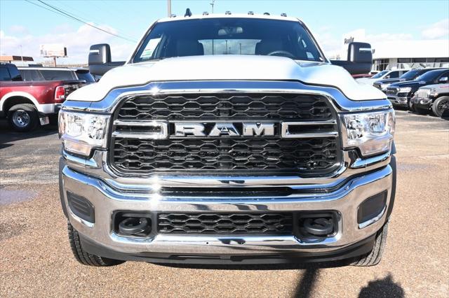 2024 RAM Ram 5500 Chassis Cab RAM 5500 TRADESMAN CHASSIS CREW CAB 4X4 84 CA