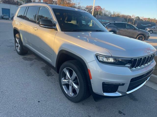 2025 Jeep Grand Cherokee GRAND CHEROKEE L LIMITED 4X4