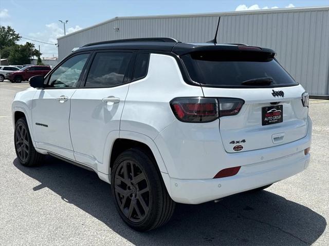 2025 Jeep Compass COMPASS LIMITED 4X4