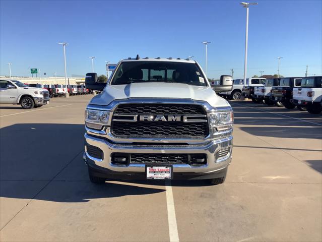 2024 RAM Ram 3500 RAM 3500 TRADESMAN CREW CAB 4X4 8 BOX