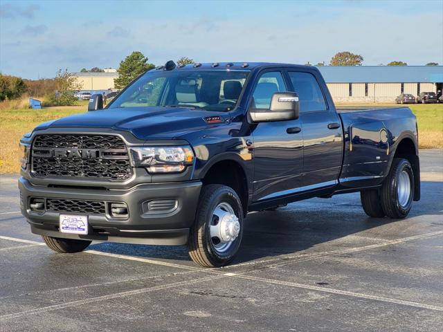 2024 RAM Ram 3500 RAM 3500 TRADESMAN CREW CAB 4X4 8 BOX