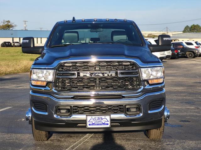 2024 RAM Ram 3500 RAM 3500 TRADESMAN CREW CAB 4X4 8 BOX