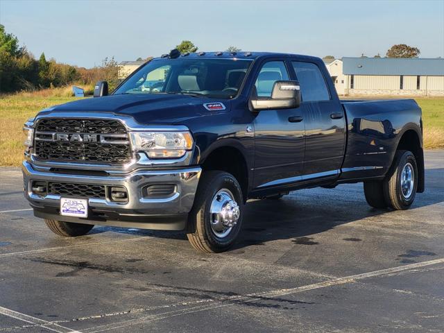 2024 RAM Ram 3500 RAM 3500 TRADESMAN CREW CAB 4X4 8 BOX