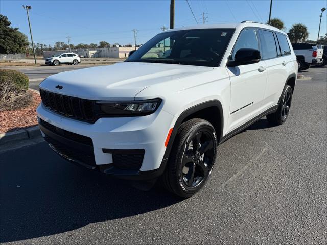 2025 Jeep Grand Cherokee GRAND CHEROKEE L ALTITUDE X 4X2